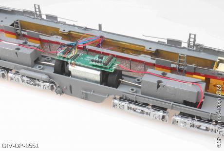 DIV-DP-8551B